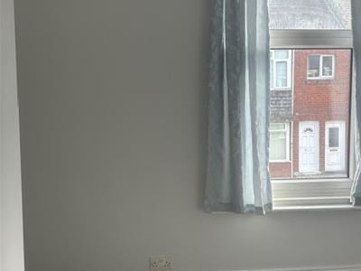 Picture 7